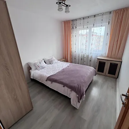 3 Apartment *