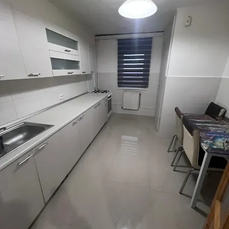 Apartment 3 *